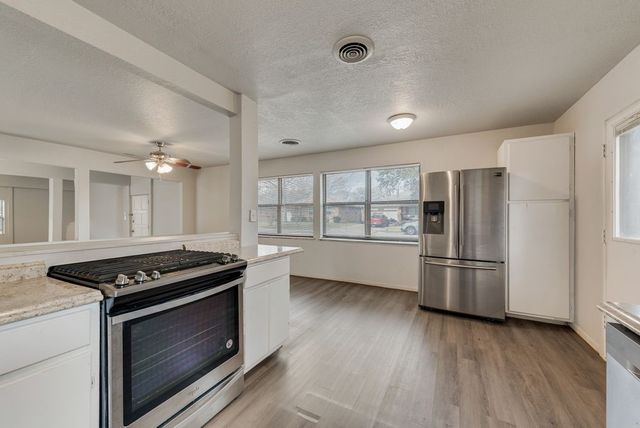 214 Mizell Street, Duncanville, TX 75116