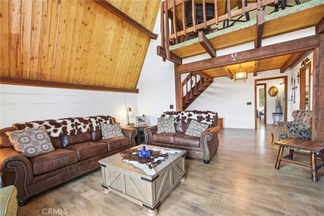 24300 Woodbine Court, Tehachapi, CA 93561