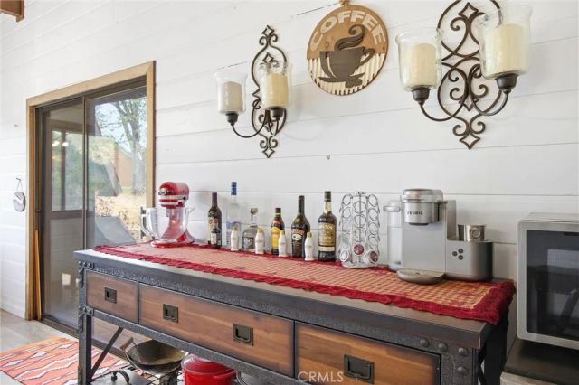 24300 Woodbine Court, Tehachapi, CA 93561