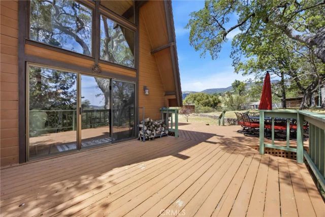 24300 Woodbine Court, Tehachapi, CA 93561