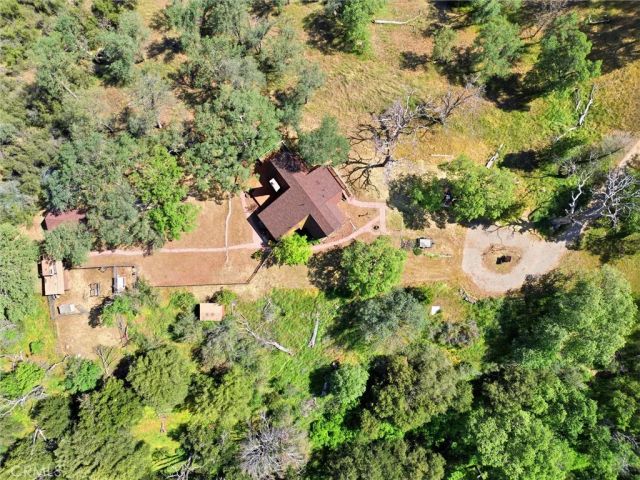 24300 Woodbine Court, Tehachapi, CA 93561