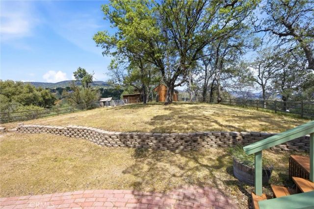 24300 Woodbine Court, Tehachapi, CA 93561