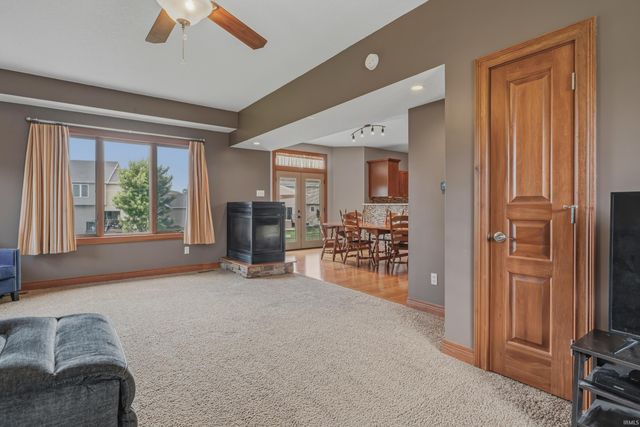 2002 Falcon Ridge Court, Fort Wayne, IN 46845