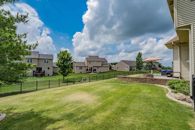 2002 Falcon Ridge Court, Fort Wayne, IN 46845