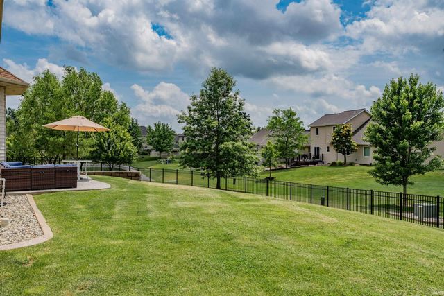 2002 Falcon Ridge Court, Fort Wayne, IN 46845