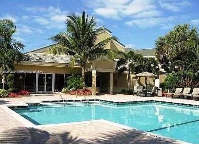 5760 Rock Island Rd 340, Tamarac, FL 33319