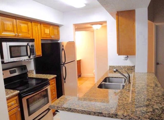 5760 Rock Island Rd 340, Tamarac, FL 33319