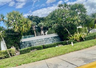 5760 Rock Island Rd 340, Tamarac, FL 33319