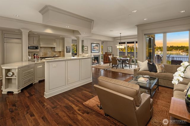 232 Overlake Drive E, Medina, WA 98039