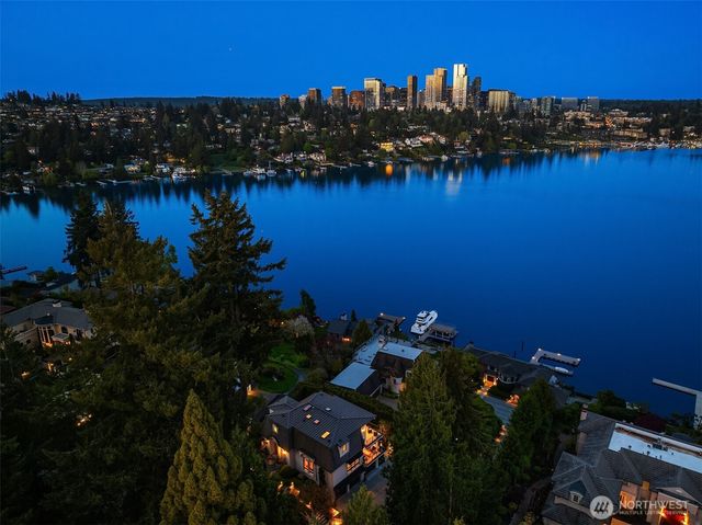 232 Overlake Drive E, Medina, WA 98039