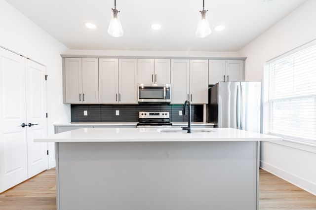 746 N DuPont Ave, Madison, TN 37115
