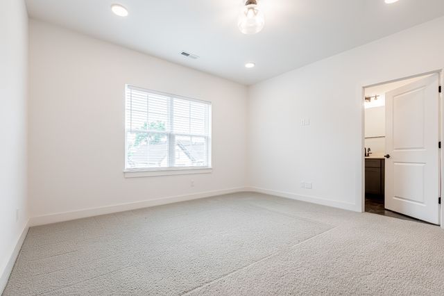 746 N DuPont Ave, Madison, TN 37115