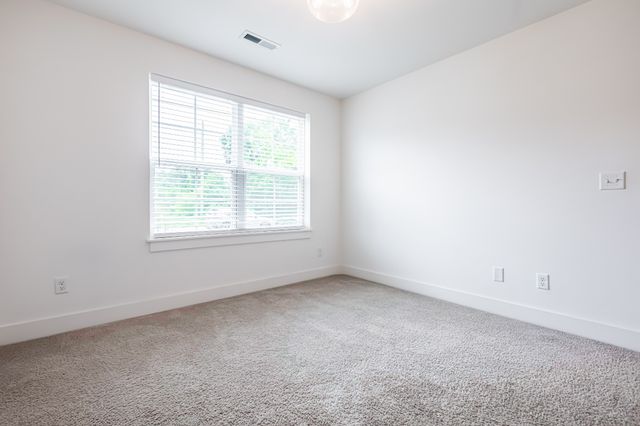 746 N DuPont Ave, Madison, TN 37115