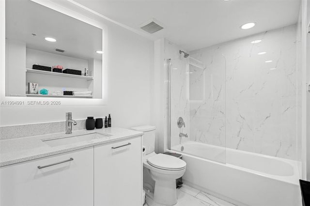 1850 Monroe Street 205, Hollywood, FL 33020