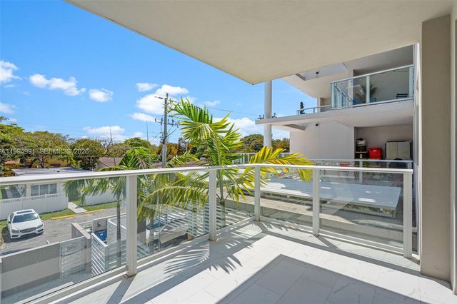 1850 Monroe Street 205, Hollywood, FL 33020