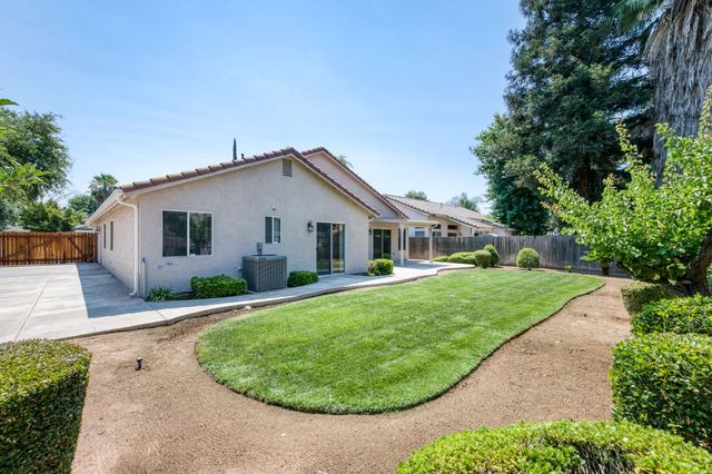 6133 N Marty Avenue, Fresno, CA 93711