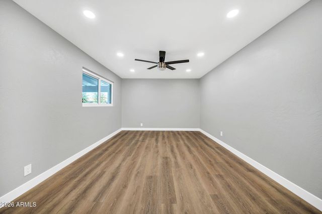 8219 E WHITTON Avenue, Scottsdale, AZ 85251