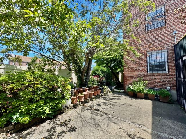 2002 150th Street, Whitestone, NY 11357