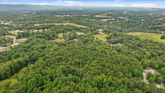 7519 Walnut Hills Drive, Harrison, TN 37341
