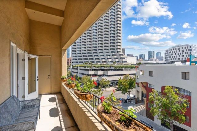 301 W G Street 409, San Diego, CA 92101