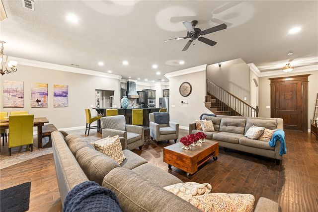 907 Glen Arbor Avenue, Bentonville, AR 72713