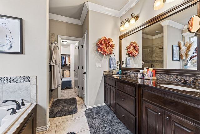 907 Glen Arbor Avenue, Bentonville, AR 72713