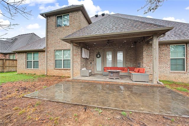 907 Glen Arbor Avenue, Bentonville, AR 72713
