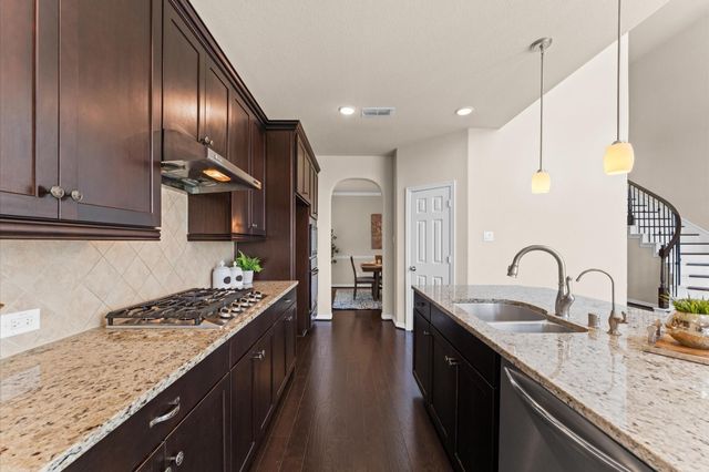 955 Smokethorn Trail, Richmond, TX 77406