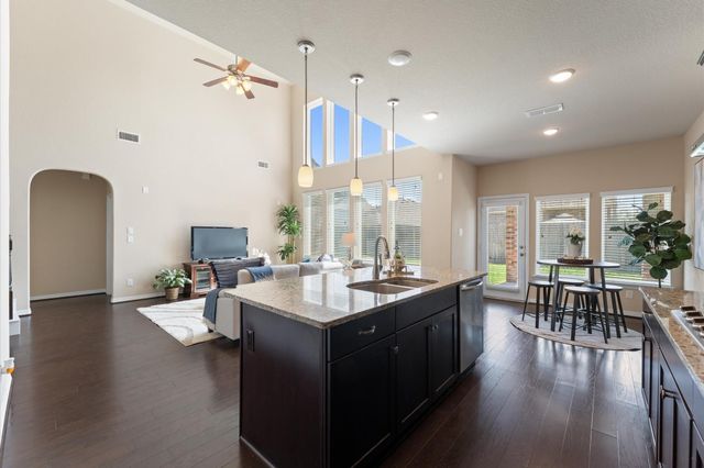 955 Smokethorn Trail, Richmond, TX 77406