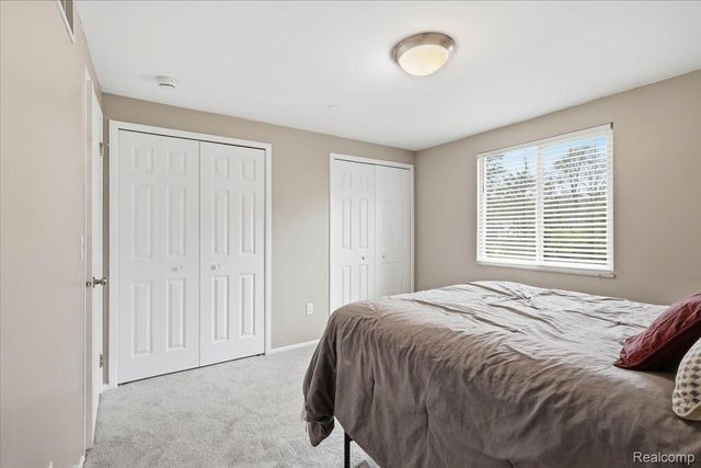 5105 Mohawk Avenue, Independence Charter Township, MI 48348