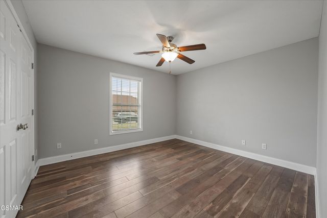 200 Flora Drive, Lenoir City, TN 37771