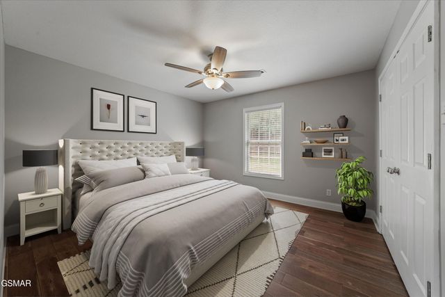 200 Flora Drive, Lenoir City, TN 37771