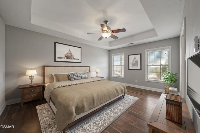 200 Flora Drive, Lenoir City, TN 37771