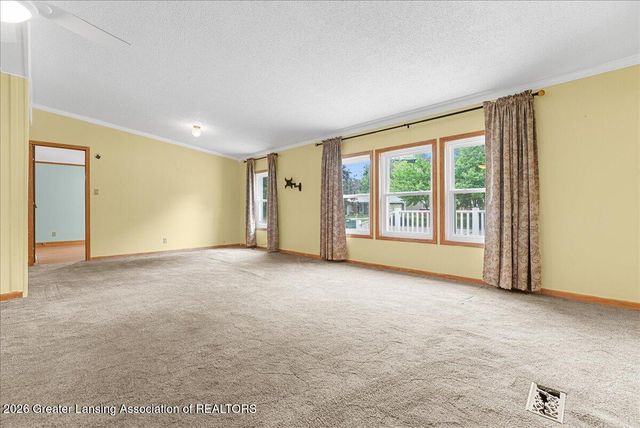 823 Pleasant Street, Grand Ledge, MI 48837