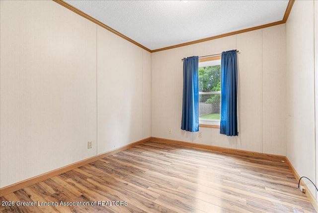 823 Pleasant Street, Grand Ledge, MI 48837