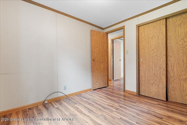 823 Pleasant Street, Grand Ledge, MI 48837