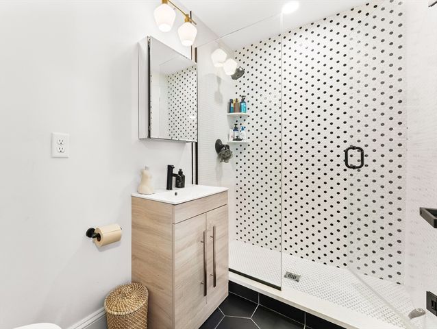 54 Bloomfield St 1, Boston, MA 02124