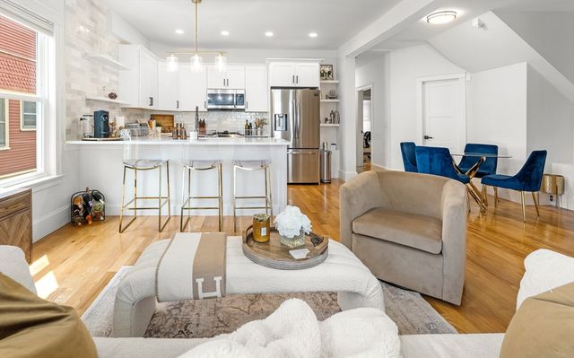 54 Bloomfield St 1, Boston, MA 02124