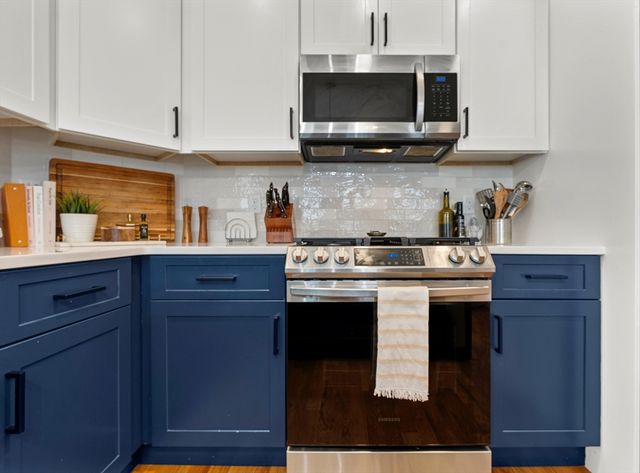 54 Bloomfield St 1, Boston, MA 02124