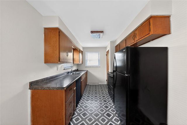3617 W Siebenthaler Avenue, Harrison Twp, OH 45406