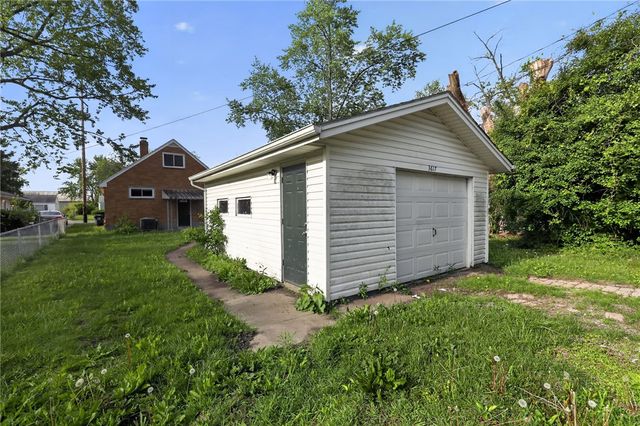 3617 W Siebenthaler Avenue, Harrison Twp, OH 45406