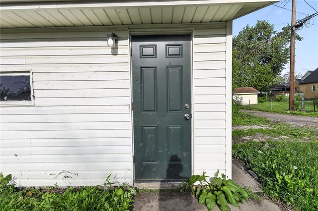 3617 W Siebenthaler Avenue, Harrison Twp, OH 45406