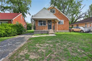 3617 W Siebenthaler Avenue, Harrison Twp, OH 45406