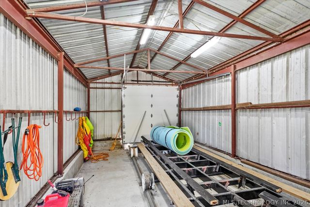 5368 E 524 Road, Pryor, OK 74361