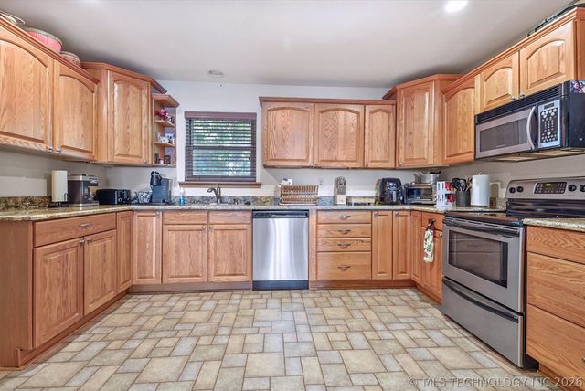 5368 E 524 Road, Pryor, OK 74361