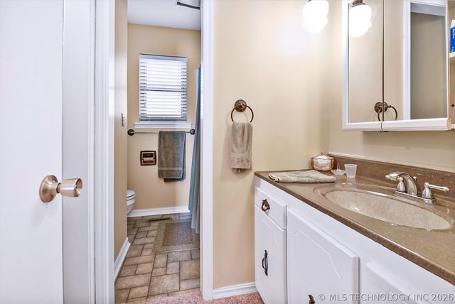 5368 E 524 Road, Pryor, OK 74361