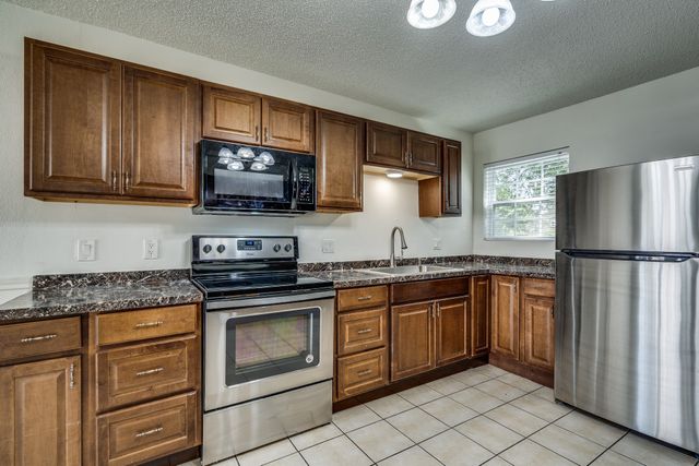 116 N 12th Street B, Midlothian, TX 76065