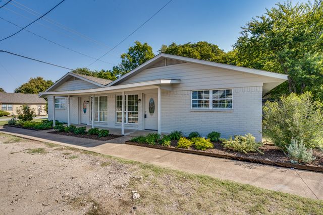 116 N 12th Street B, Midlothian, TX 76065