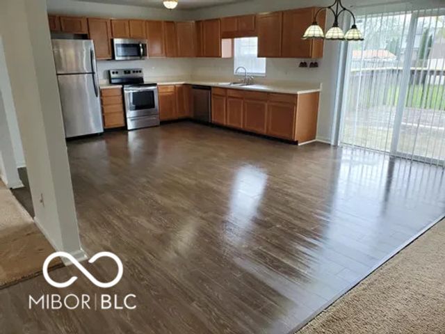 7723 Crooked Meadows Drive, Indianapolis, IN 46268