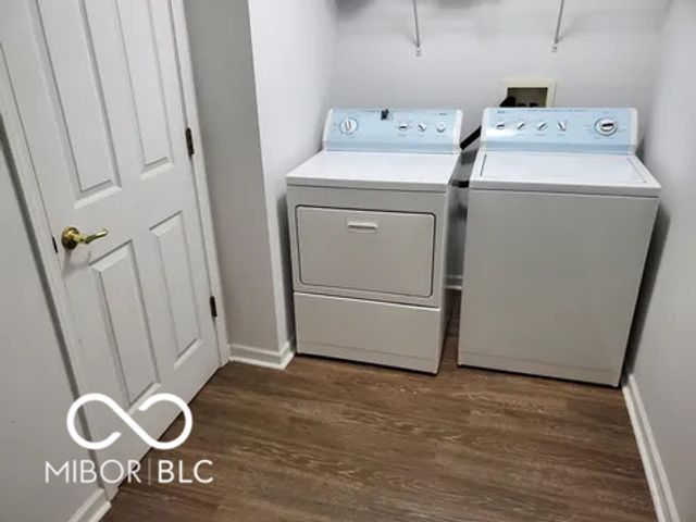 7723 Crooked Meadows Drive, Indianapolis, IN 46268